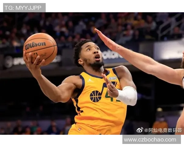 爵士队继续不败纪录:战胜活塞,展现强大实力 爵士队继续不败纪录:战胜活塞,展现强大实力