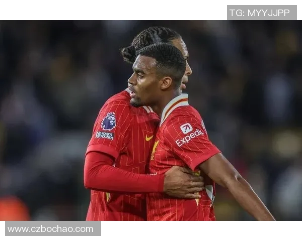 英超战报:利物浦击败曼城登顶,阿森纳主场告捷,曼联客场惨败,热刺小胜,切尔西战平